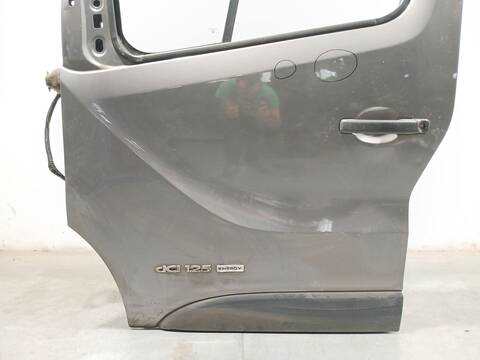 Foto 3ª: Puerta Delantera Izquierda Renault Trafic 1.6 DCI 125 JGMH) 125CV 92KW [R9M452] (2015)