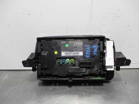Foto 3ª: Pantalla Multifuncion Renault Megane BUSINESS 110CV 81KW III SPORT TOURER [K9K J8] (2012)