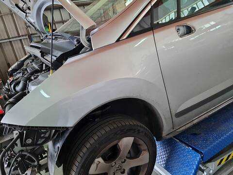 Foto 1ª: Aleta Delantera Izquierda Peugeot 3008 1.6 HDI 109CV 80KW [9HZ (DV6TED4)] (2010)