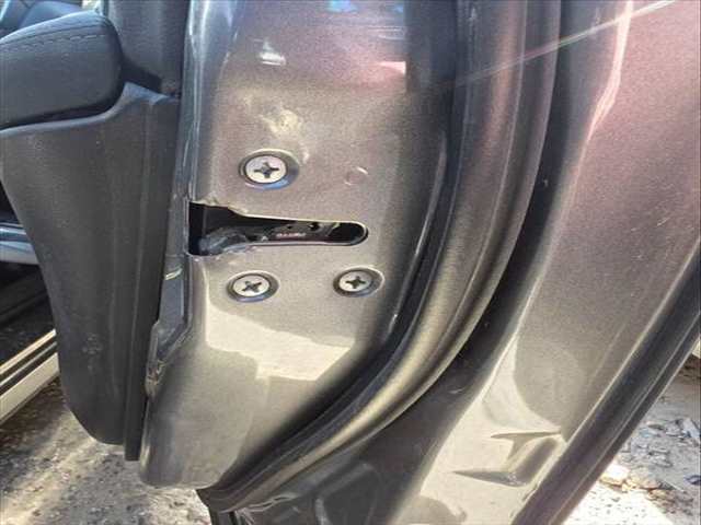 Cerradura Puerta Delantera Derecha Nissan Qashqai N-STYLE 140CV 103KW