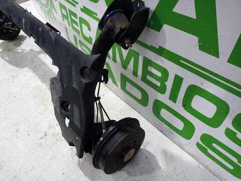 Foto 2ª: Puente Trasero Dacia Sandero LAUREATE 90CV [K9K] (2012)