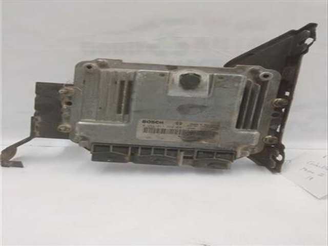 Foto 2ª: Centralita Motor ECU Renault Megane 1.9 BUSINESS [1 9 LTR. - 66 KW TD] BERLINA 90CV II BERLINA 5P 10.2002 )