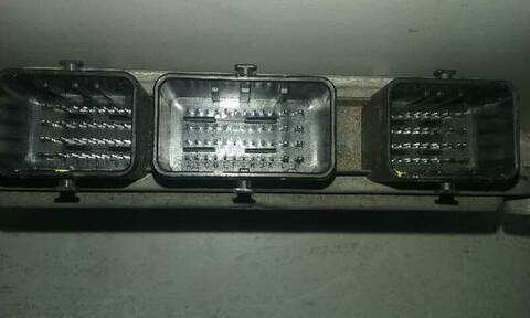 Foto 3ª: Centralita Motor ECU Citroen C3 1.4 HDI 68CV 50KW [8HX] (2004)