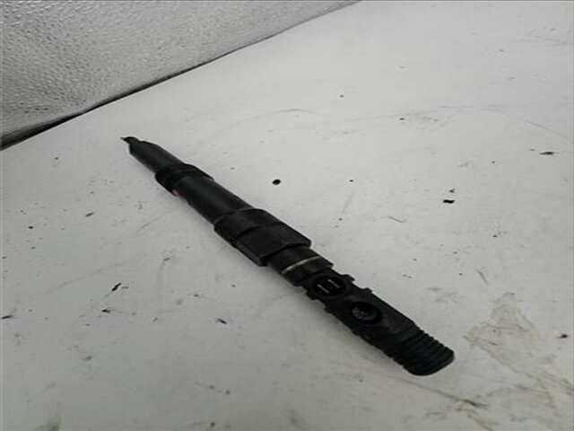 Foto 2ª: Inyectores Ford Mondeo 2.0 AMBIENTE (06.2003- ) (D) [2.0 LTR. - 96 KW TDCI CAT] [FMBA]