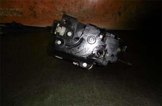 Foto 2ª: Cerradura Puerta Trasera Derecha Volkswagen Golf  [ASV]