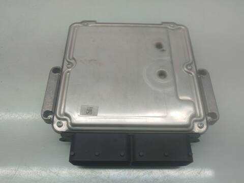 Foto 3ª: Centralita Motor ECU Land Rover Range 2.0 D 4X4 150CV 110KW [204DTD(AJ20D4)] (2016)