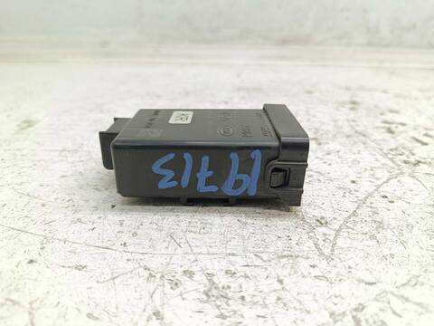 Foto 2ª: Centralita Motor ECU Kia Sportage BUSINESS 2WD 116CV 85KW [D4FD] (2015)