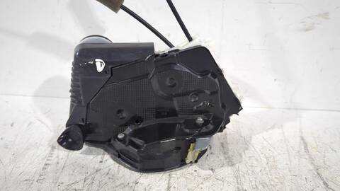 Foto 2ª: Cerradura Puerta Delantera Derecha Toyota Yaris 1.5 HYBRID MXPH11) 92CV [M15A-FXE] (2020)