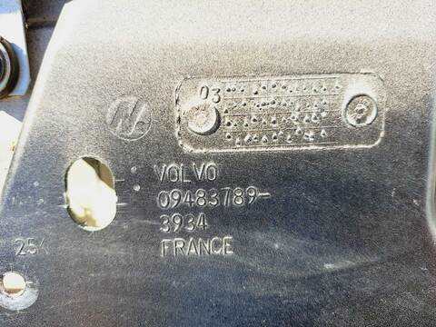 Foto 3ª: Portón Volvo XC 90 2.9 BI-TURBO CAT 272CV 200KW [B6294T] (2004)