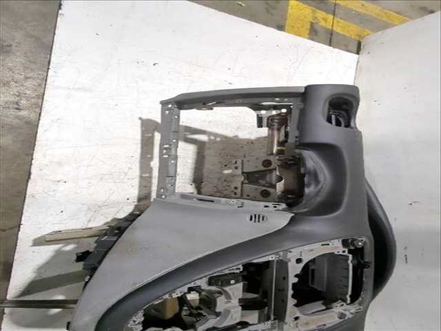 Foto 3ª: Salpicadero Citroen Xsara 1.6 HDI 90CV [9HX (DV6ATED4)] (1999)