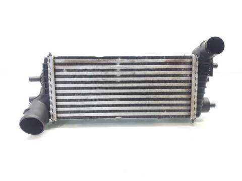 Foto 2ª: Intercooler Ford Focus TREND 115CV 85KW [T1DB] (2011)