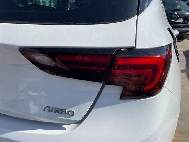 Foto 3ª: Piloto Trasero Derecho Opel Astra 1.4 G 125cv [D14XFL] (2019)