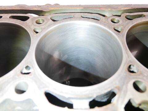 Foto 3ª: Bloque Motor Audi A4 211 - 223 CV [CAEB CAE]