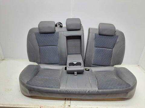 Foto 2ª: Asientos Traseros Ssangyong Tivoli CRYSTAL 4X2 116CV 85KW [673910] (2017)
