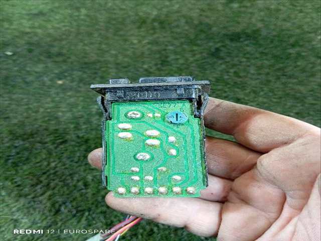 Foto 2ª: Mando Luces Santana Anibal 2.8 TD MILITAR [8140.43P] (2004)