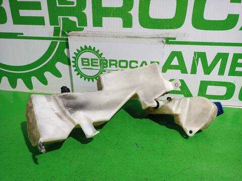 Foto 3ª: Deposito Limpiaparabrisas Audi A4 2.5 TDI 120KW) 163CV (2000)