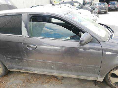Puerta Delantera Derecha Audi A3 BKD