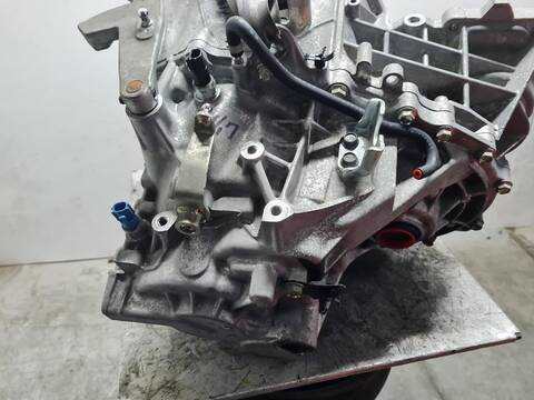 Foto 3ª: Caja Cambios Nissan Qashqai ACENTA 4X4 141CV 104KW [MR20DE] (2010)
