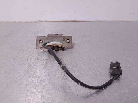 Cerradura Maletero Portón Nissan Primera 1.6 16V CAT BERLINA 99CV 73KW