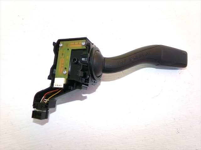 Foto 2ª: Mando Multifuncion Audi A3 2.0 TDI MODELO 8P,2004-2008 [BKD] (2005)