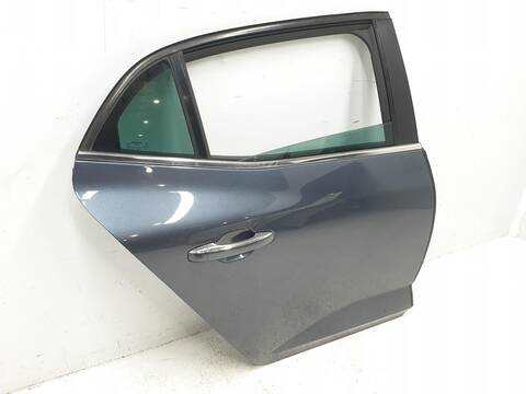 Foto 3ª: Puerta Trasera Derecha Renault Megane TECH ROAD 101CV [H5F408] (2015)
