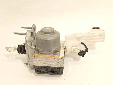 Foto 3ª: Abs Renault 5 E-TECH 106CV 78KW [6AK260] (2024)