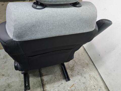 Foto 3ª: Asiento Delantero Izquierdo Citroen C3 FEEL AIRCROSS 110CV 81KW [YH01] (2023)