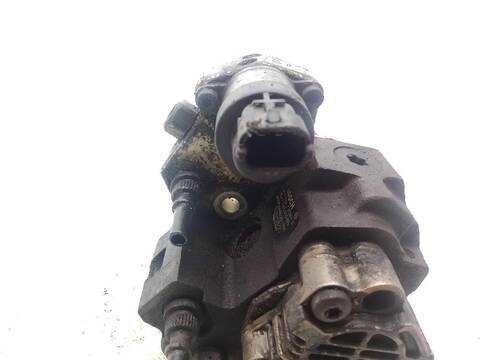 Foto 2ª: Bomba Inyeccion Renault Megane VERSION INDEFINIDA II BM0/1_ CM0/1_) (2001)