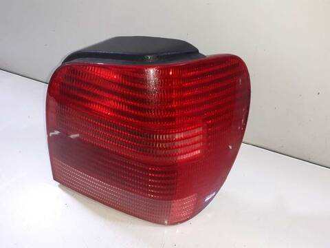 Piloto Trasero Derecho Volkswagen Polo TRENDLINE BERLINA 64CV 47KW