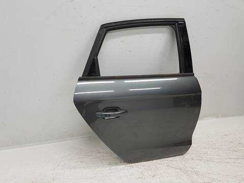 Foto 3ª: Puerta Trasera Derecha Audi A1 AMBITION