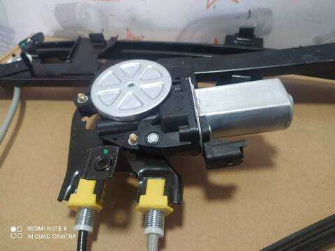 Foto 4ª: Elevalunas Eléctrico Delantero Derecho Peugeot Partner 90CV 66KW