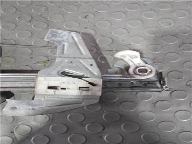 Foto 3ª: Elevalunas Eléctrico Delantero Derecho Toyota Aygo 1.0 BÁSICO [1.0 LTR. - 50 KW CAT] [1KR-FE]