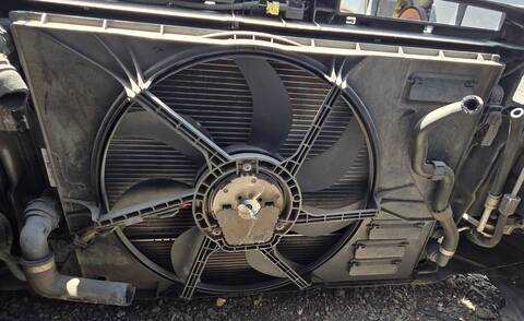 Electroventilador Volkswagen Golf EDITION BLUEMOTION TECH. 105CV 77KW