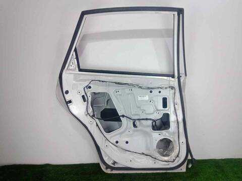 Foto 2ª: Puerta Trasera Izquierda Subaru Impreza 2.0 CAT 150CV 110KW [EJ204] (2008)