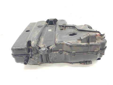 Foto 3ª: Deposito AdBlue Volkswagen Caravelle T6 CARAVELLE TRENDLINE FWD