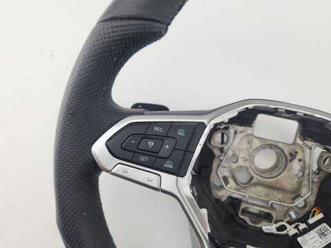 Foto 4ª: Volante Volkswagen Tiguan 2.0 TSI 4MOTION 204CV 150KW [DNNE] (2025)