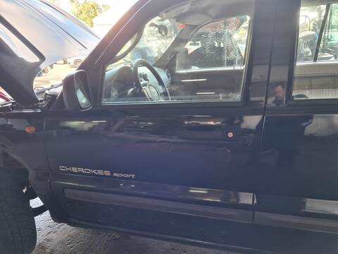 Puerta Delantera Izquierda Jeep Cherokee 2.5 CRD BASICO 143CV 105KW