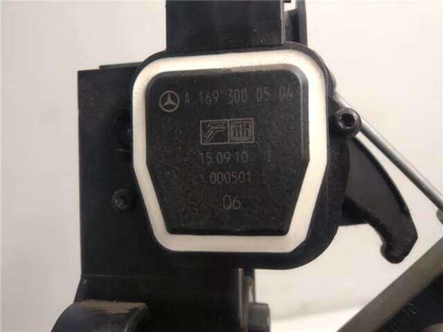 Foto 3ª: Pedal Acelerador Mercedes Clase B 150 2.0 180 CDI (245.207) [2.0 LTR. - 80 KW CDI CAT] [OM 640.940]