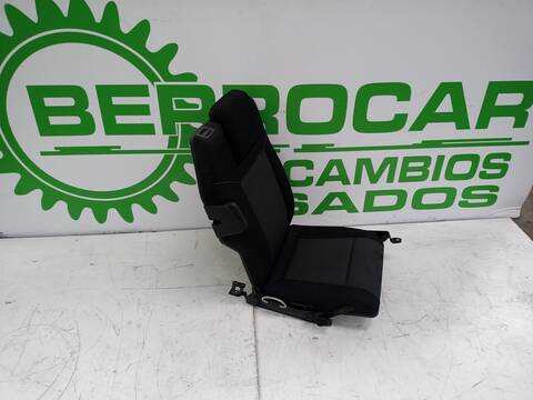Foto 2ª: Asientos Traseros Opel Zafira 1.9 CDTI CAT Z 19 DTL) 101CV 74KW [D/ Z19DT] (2006)