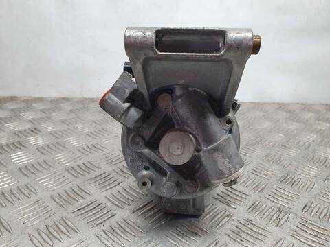 Foto 3ª: Compresor Aire Acondicionado Mazda 2 LUXURY 116CV 85KW [P5] (2015)