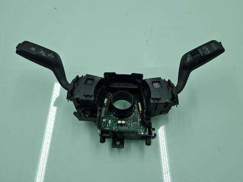 Mando Multifuncion Ford Kuga HYBRID ST-LINE 150CV