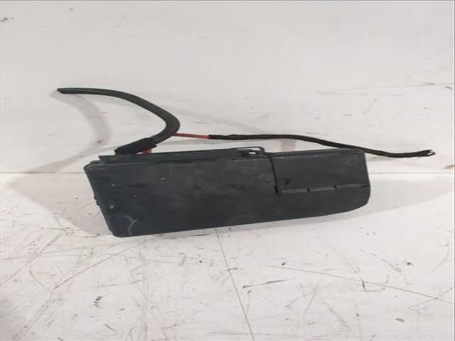 Caja Reles Fusibles Opel Corsa 1.3 CDTI L08 L68) 75CV 55KW