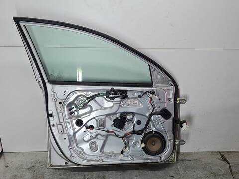 Foto 2ª: Puerta Delantera Izquierda Hyundai i30 1.6 CRDI CAT 90CV 66KW (2011)