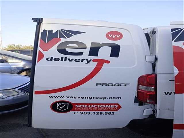 Puerta Trasera Derecha Toyota Proace COMBI L1 VX 102CV 75KW