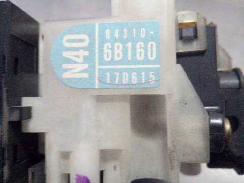 Foto 4ª: Mando Multifuncion Toyota Land Cruiser 3.0 D-4D GX 163CV 120KW [1KDFTV] (2004)