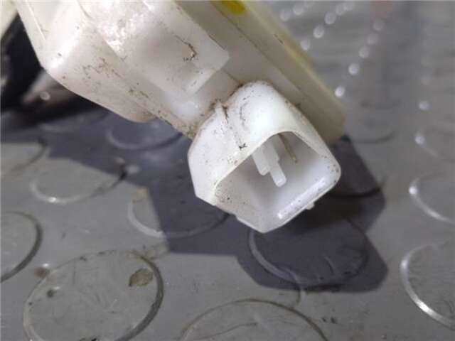 Foto 3ª: Cerradura Puerta Delantera Izquierda Mitsubishi Montero 2.0 GDI (H67W. H77W) [4G94 (GDI)]