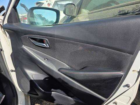 Tapizados Cartoneras Mazda 2 ZENITH 116CV 85KW