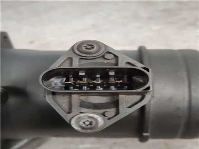 Foto 3ª: Caudalimetro Audi A4 2.0 [2.0 LTR. - 96 KW 20V CAT (ALT)]