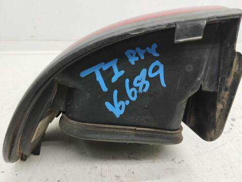Foto 2ª: Piloto Trasero Izquierdo Renault Laguna 95CV 70KW (2000)