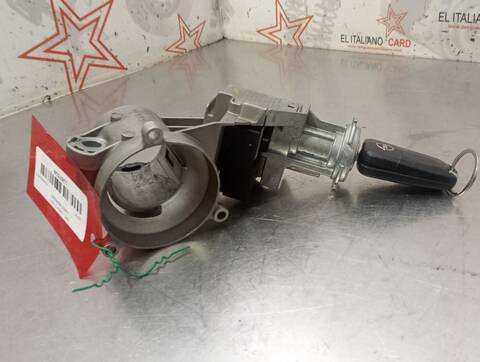Foto 3ª: Cerradura Puerta Delantera Izquierda Opel Corsa 1.3 CDTI L08 L68) 75CV 55KW [A 13 DTC,Z 13 DTJ] (2009)